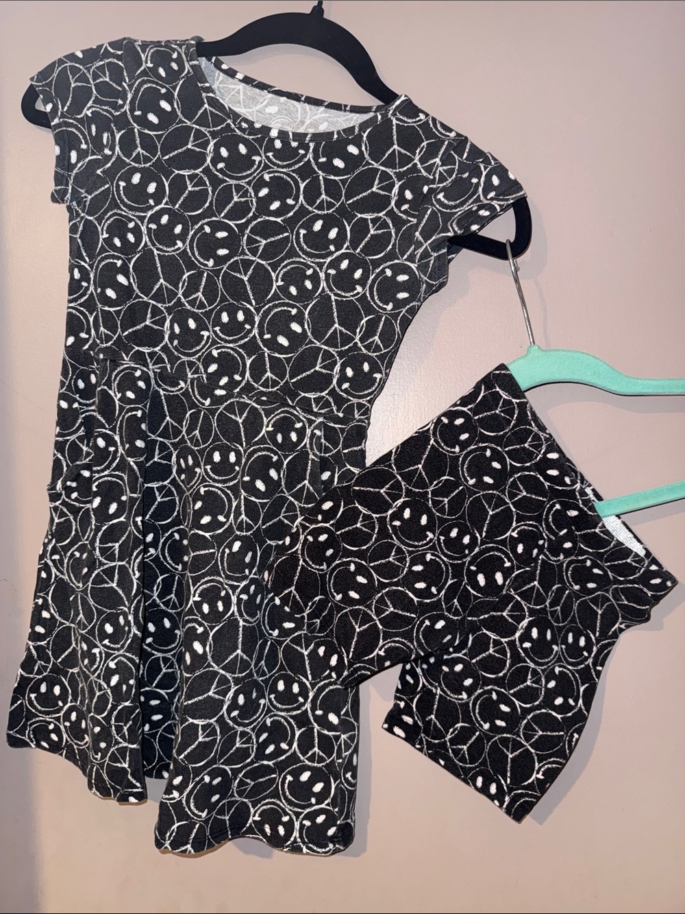 Girls Black Smiley Face Peace Sign Pattern Dress Set, Two Piece
